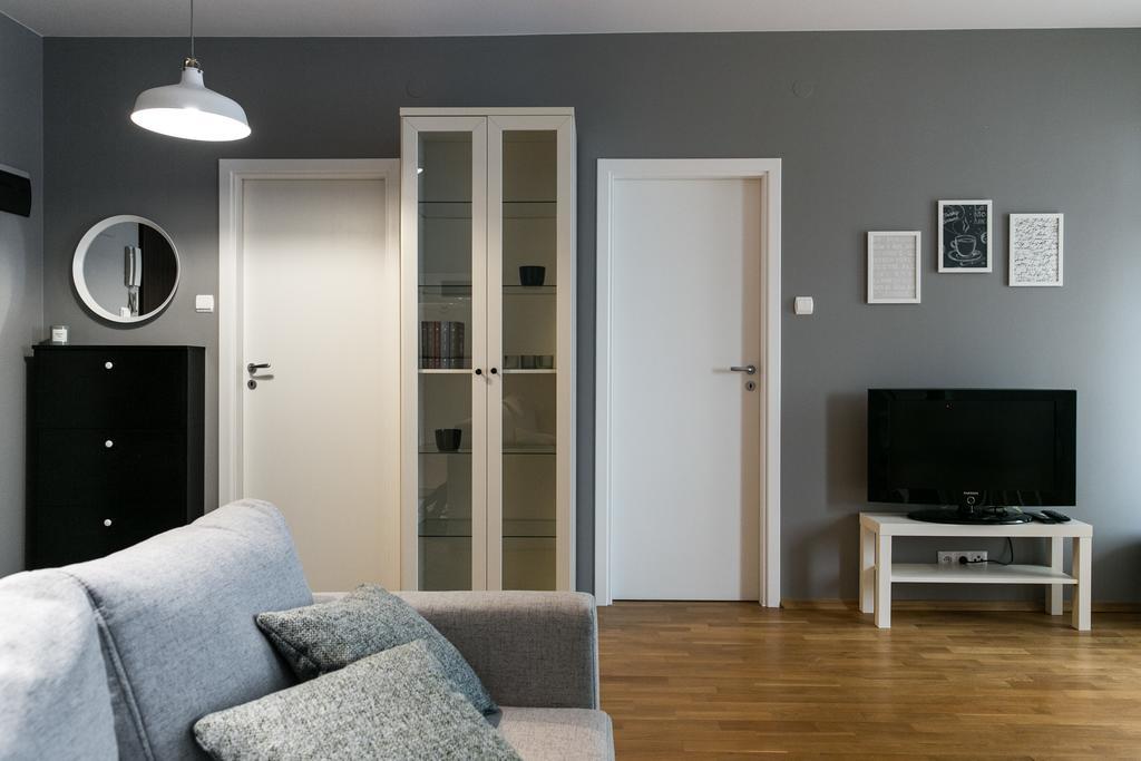 Forget Me Not Apartment Warsaw Exterior photo